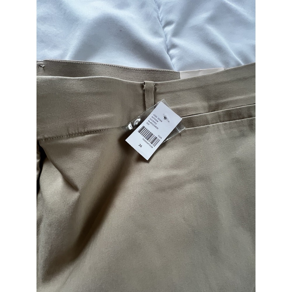 Lane Bryant Capri Pants Women's Size 26 NWT Beige Mid-Rise Stretch (136) - Picture 4 of 11